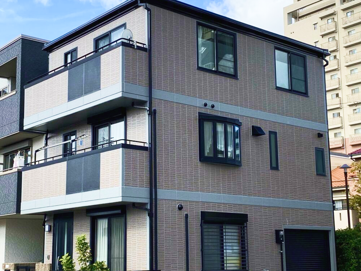 神戸市須磨区 / O様邸、外壁塗装　屋根カバー工法施工例のアフター
