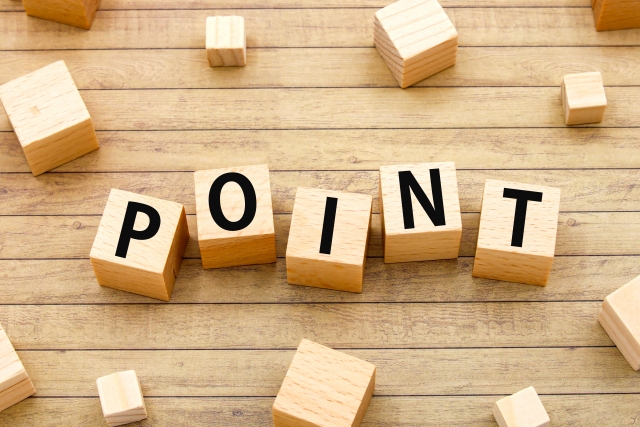 POINTと書かれたブロックと